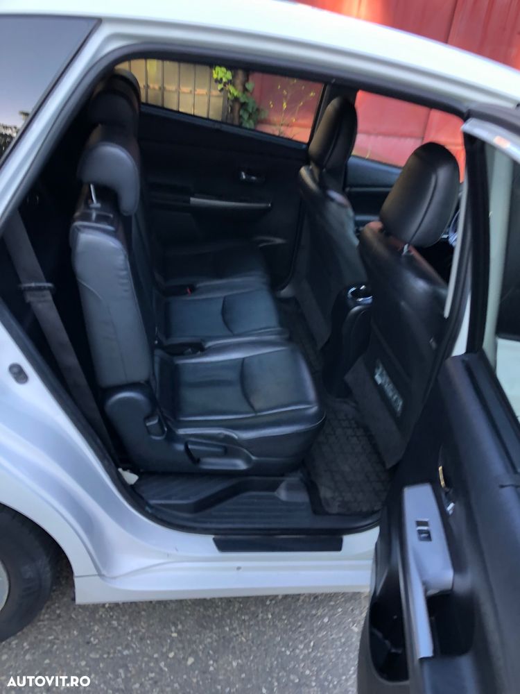 Toyota Prius+ (Hybrid) Executive - 7