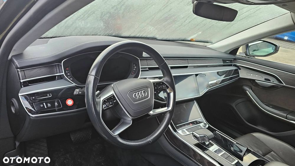 4N1857001D Audi A8 L D5 4N 3.0 TDI sedan Deska rozdzielcza / kokpit - 1