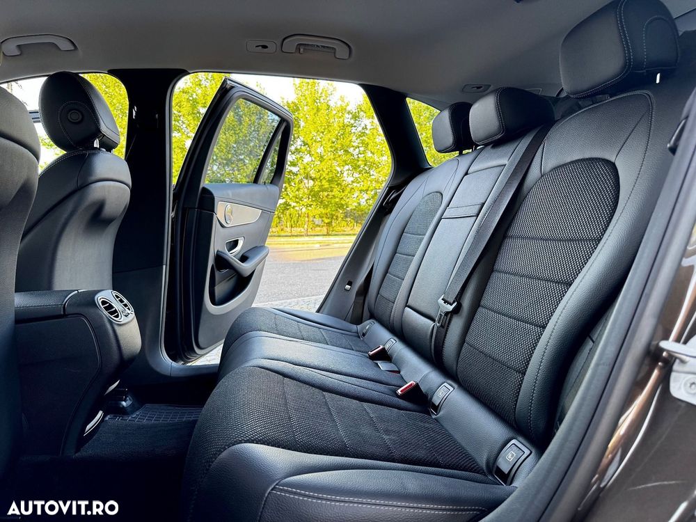 Mercedes-Benz GLC 220 d 4Matic 9G-TRONIC Exclusive - 23