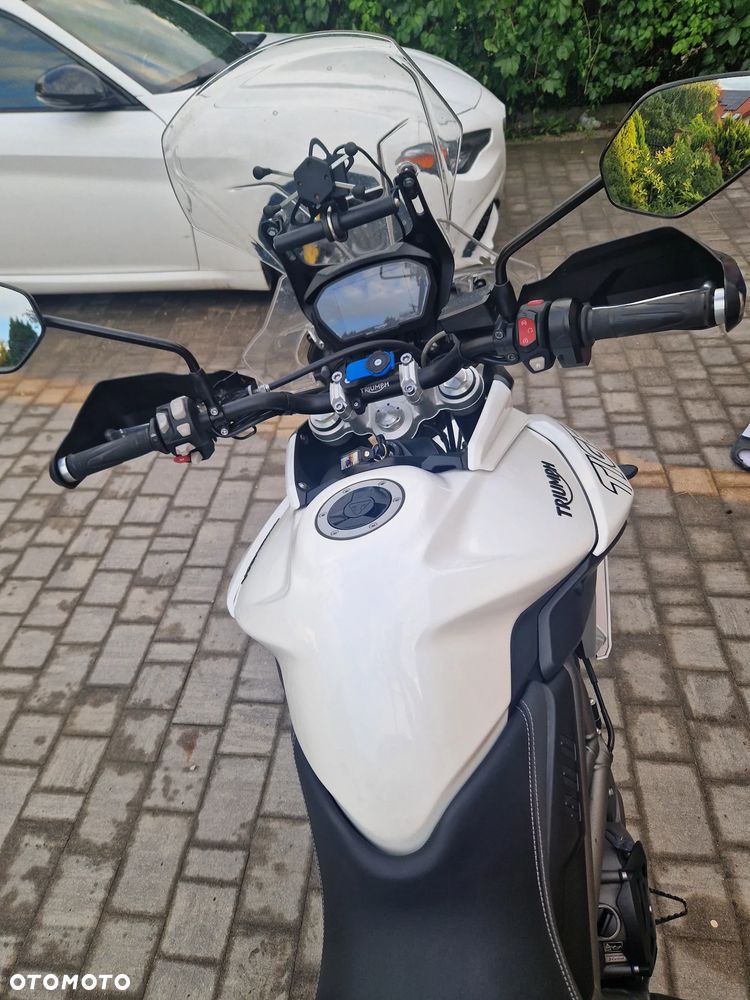 Triumph Tiger - 2