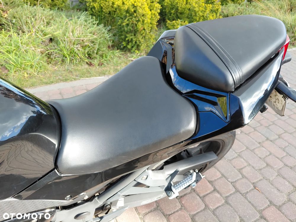 Yamasaki 125 - 22