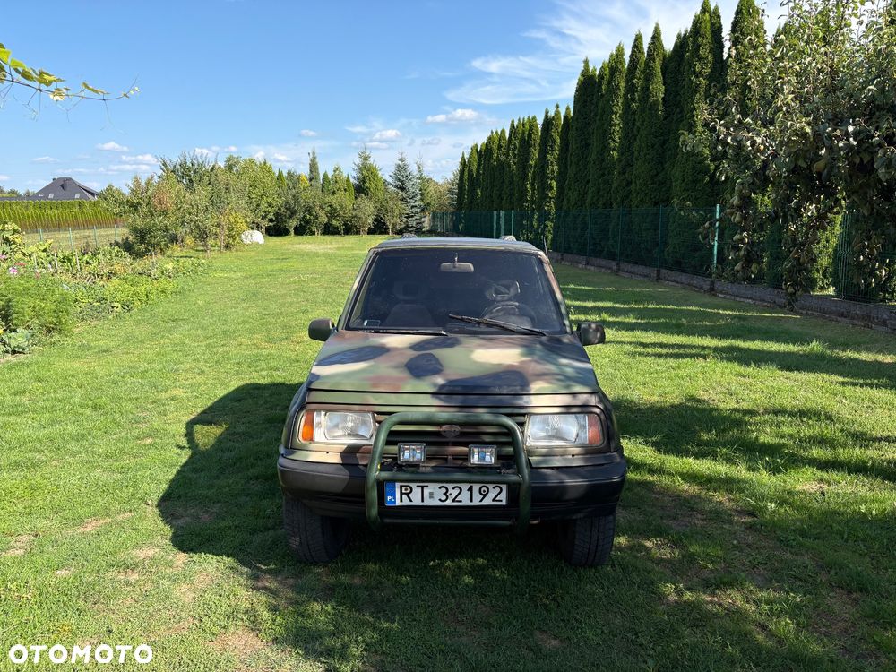Suzuki Vitara - 1