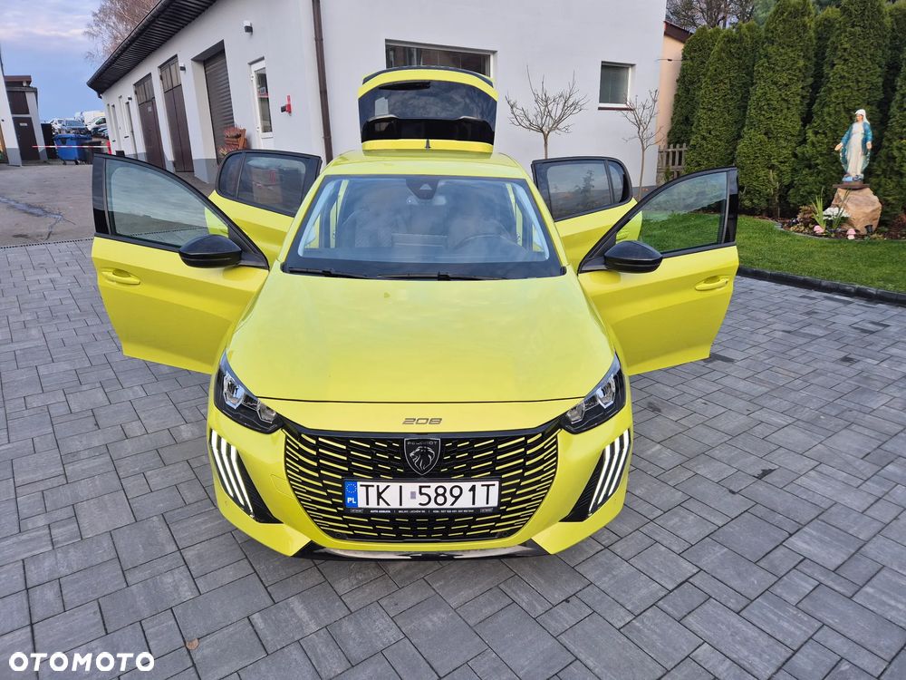 Peugeot 208 - 27