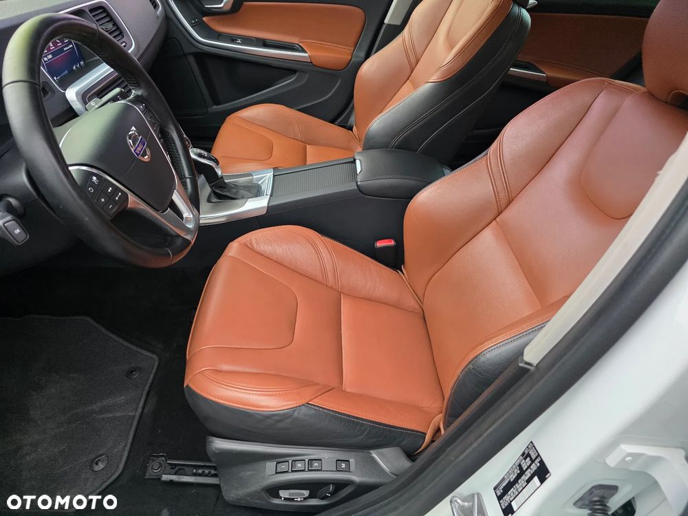 Volvo S60 2.5 T5 AWD - 11