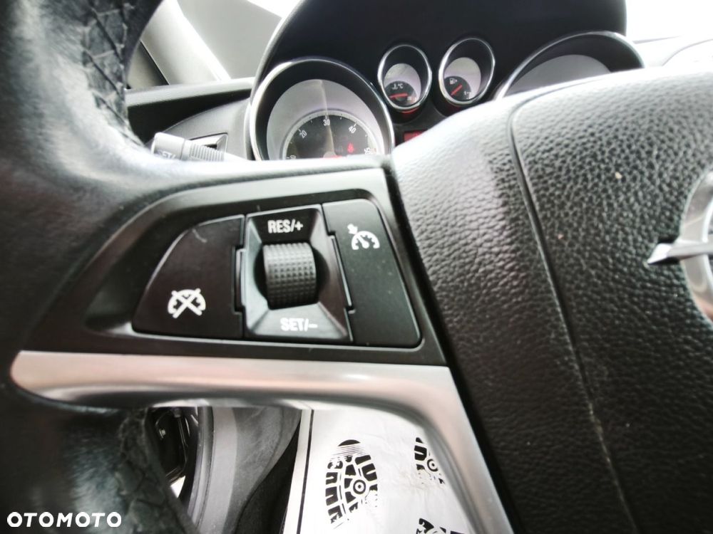 Opel Astra - 10