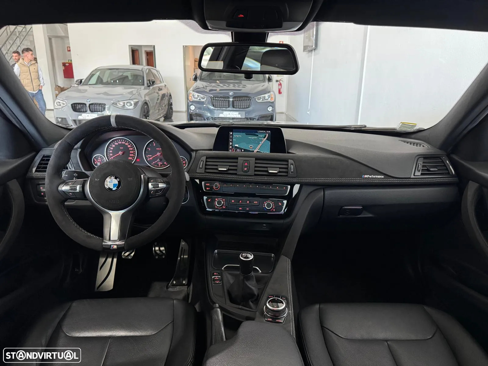 BMW 320 d Pack M - 48