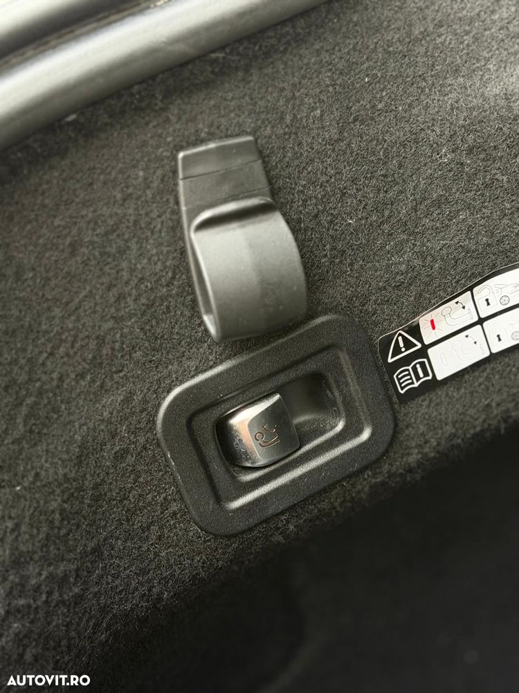 Mercedes-Benz C ver-220-bluetec-d-avantgarde - 15