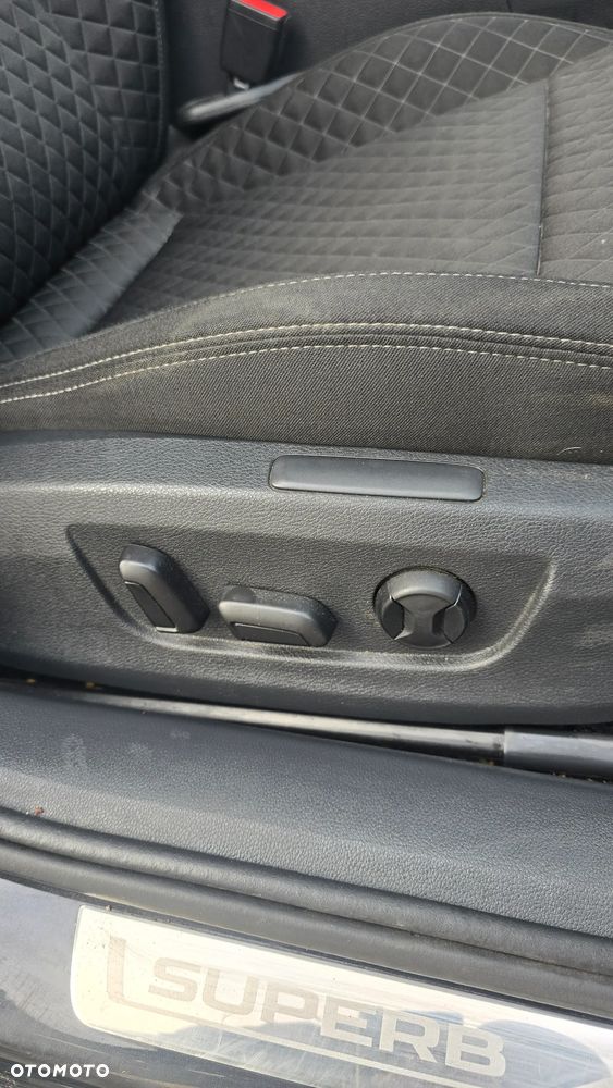 Skoda Superb 2.0 TSI Style DSG - 16