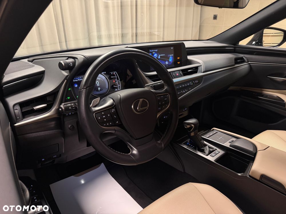 Lexus ES 300h Business Edition - 5