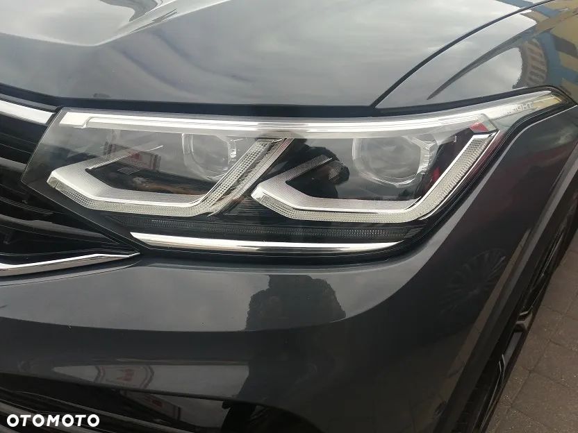 Volkswagen Tiguan 2.0 TDI SCR 4Mot R-Line DSG - 35