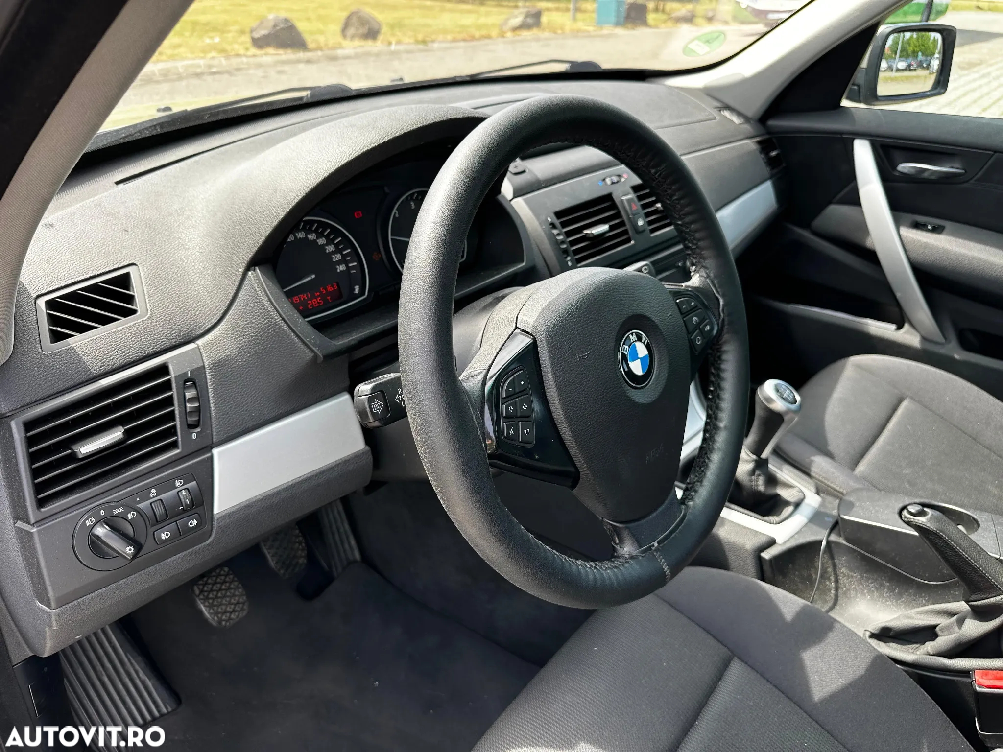 BMW X3 2.0d - 10