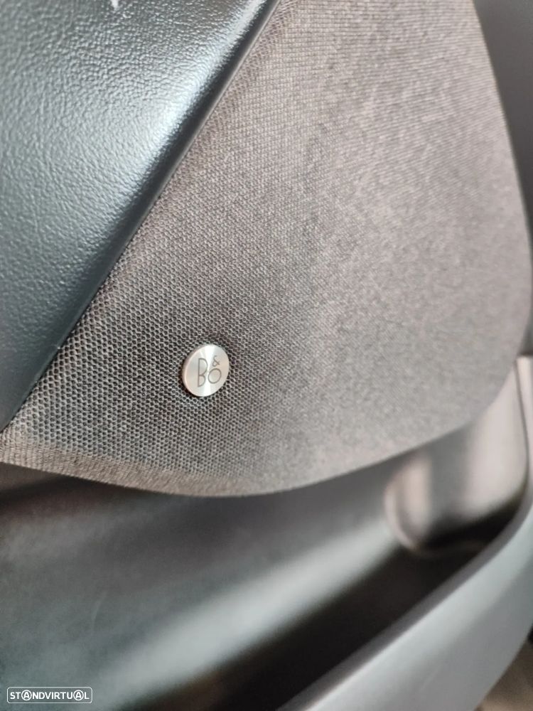 Ford Mustang Mach-E 98.7 kWh Premium - 26