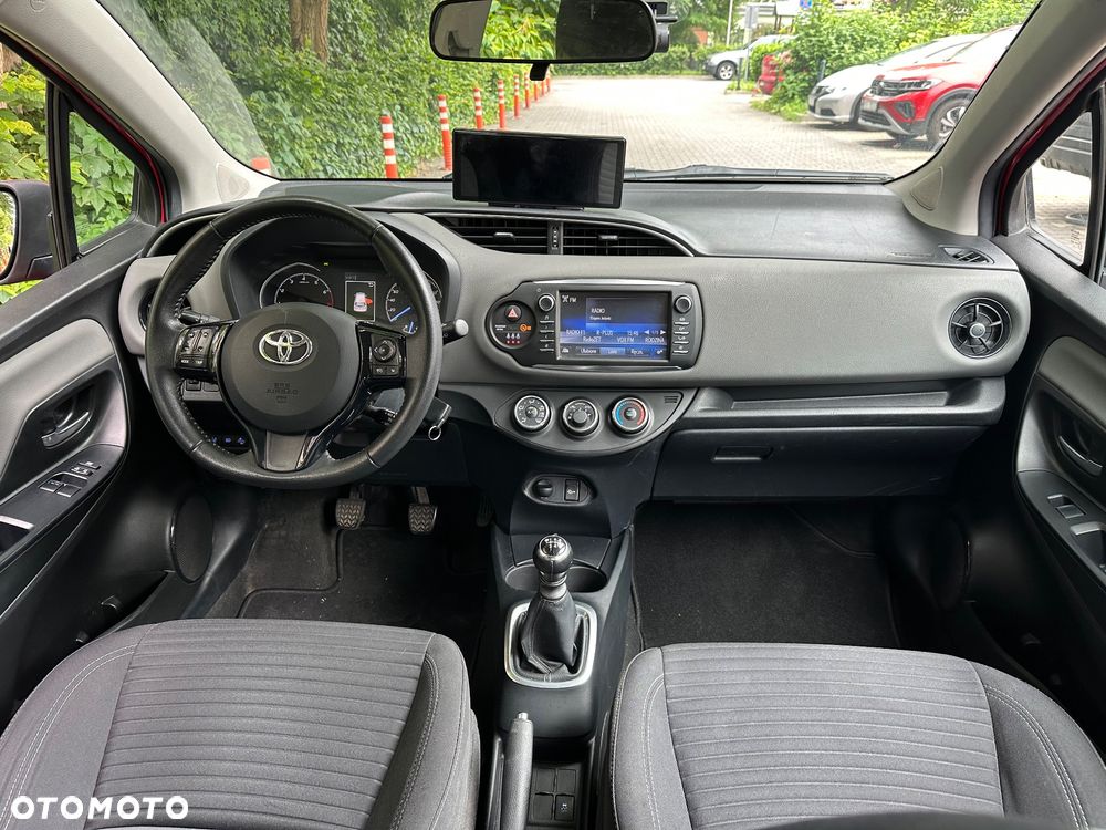 Toyota Yaris 1.5 Premium - 7