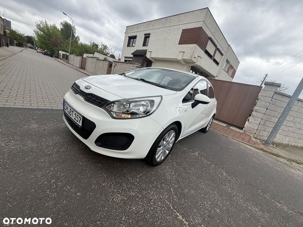 Kia Rio 1.2 Edition 7 - 16