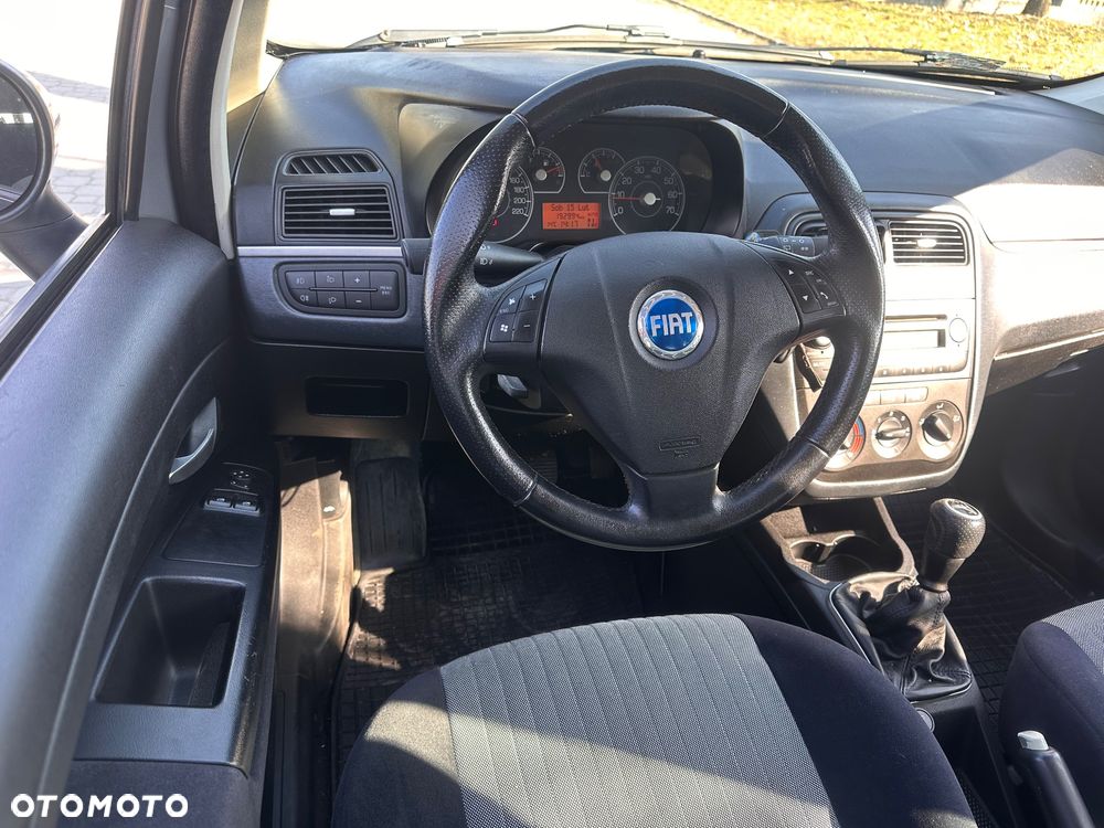 Fiat Grande Punto - 7