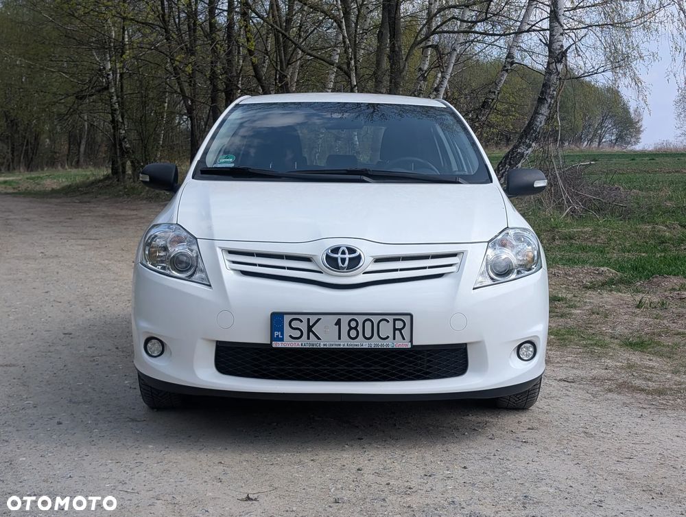 Toyota Auris 1.33 VVT-i Premium - 2