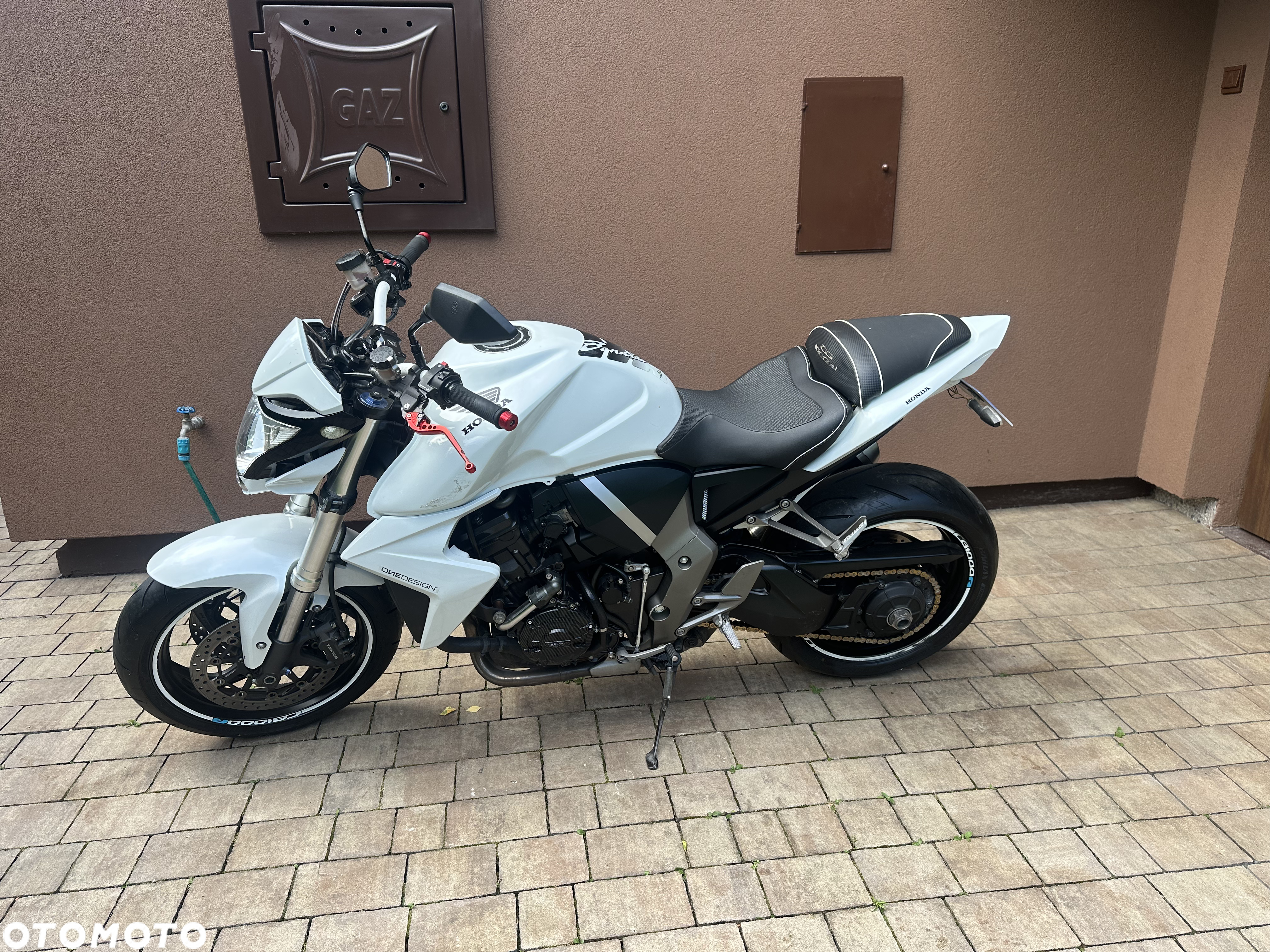 Honda CB - 23