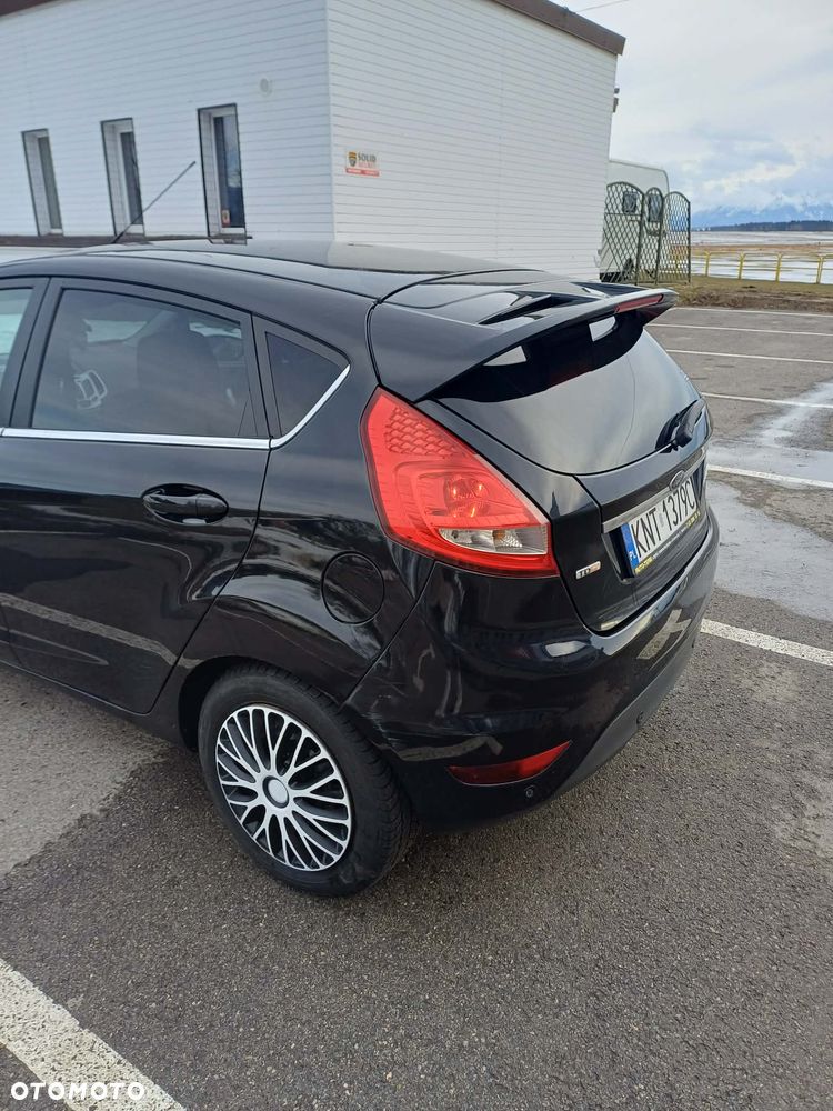 Ford Fiesta - 4