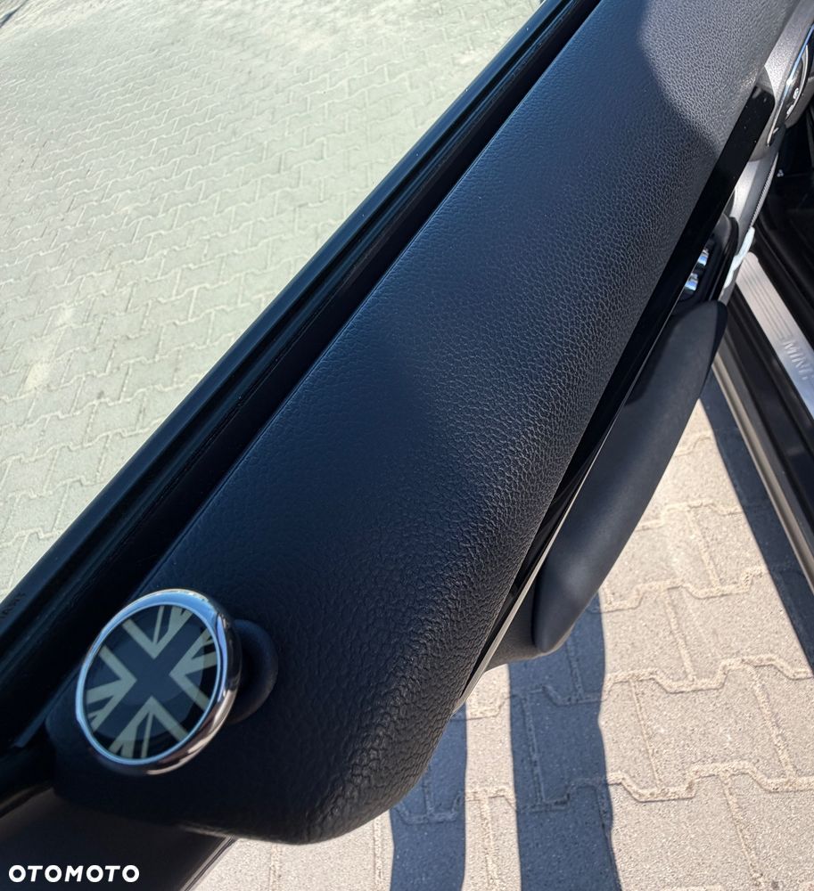 MINI Cooper Multitone Edition - 25