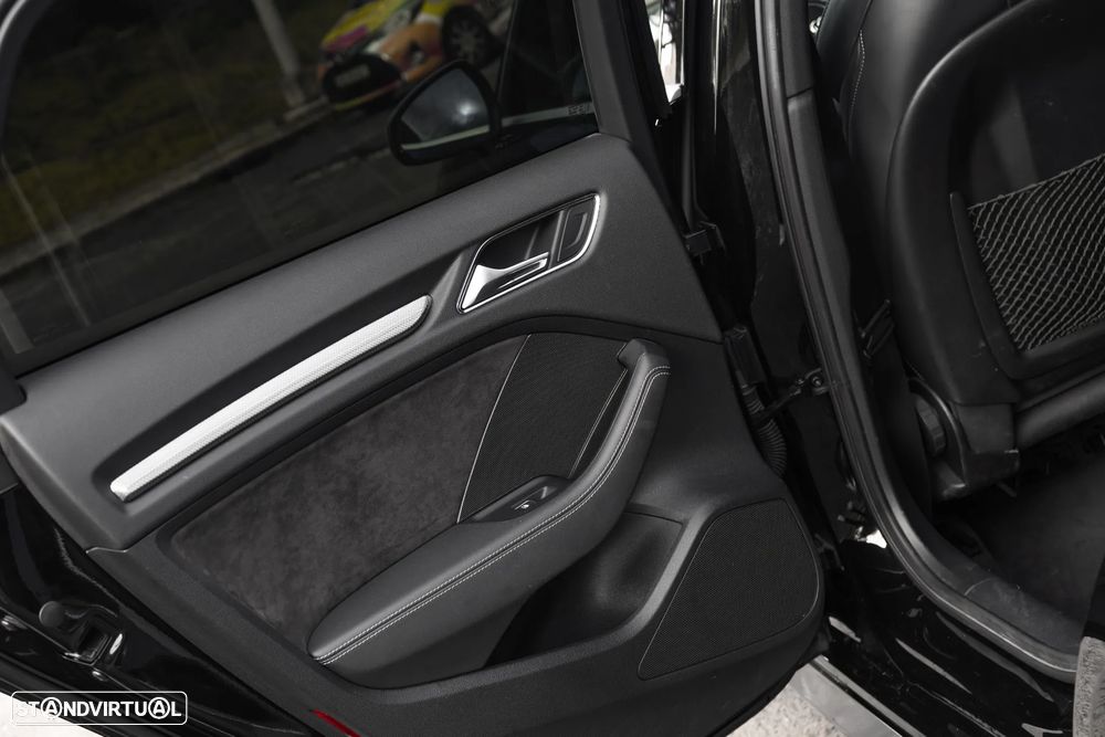 Audi RS3 Sportback S tronic - 21