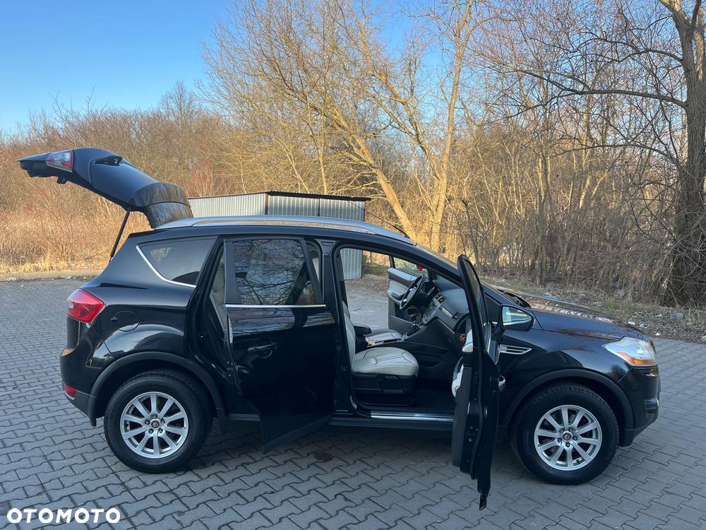 Ford Kuga 2.0 TDCi 2x4 Champions Edition - 21