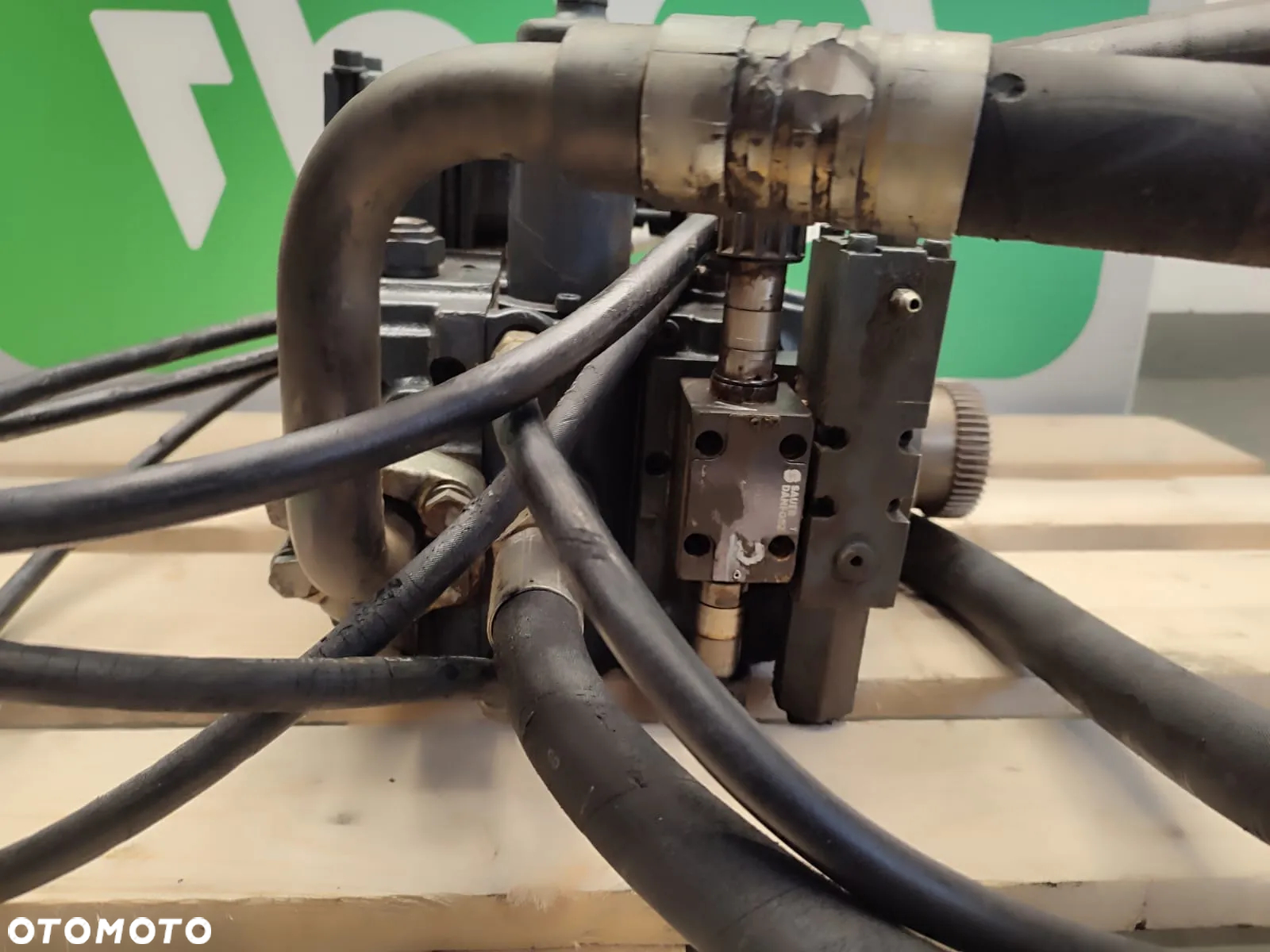 Hydromotor 519361 JCB 409 - 6