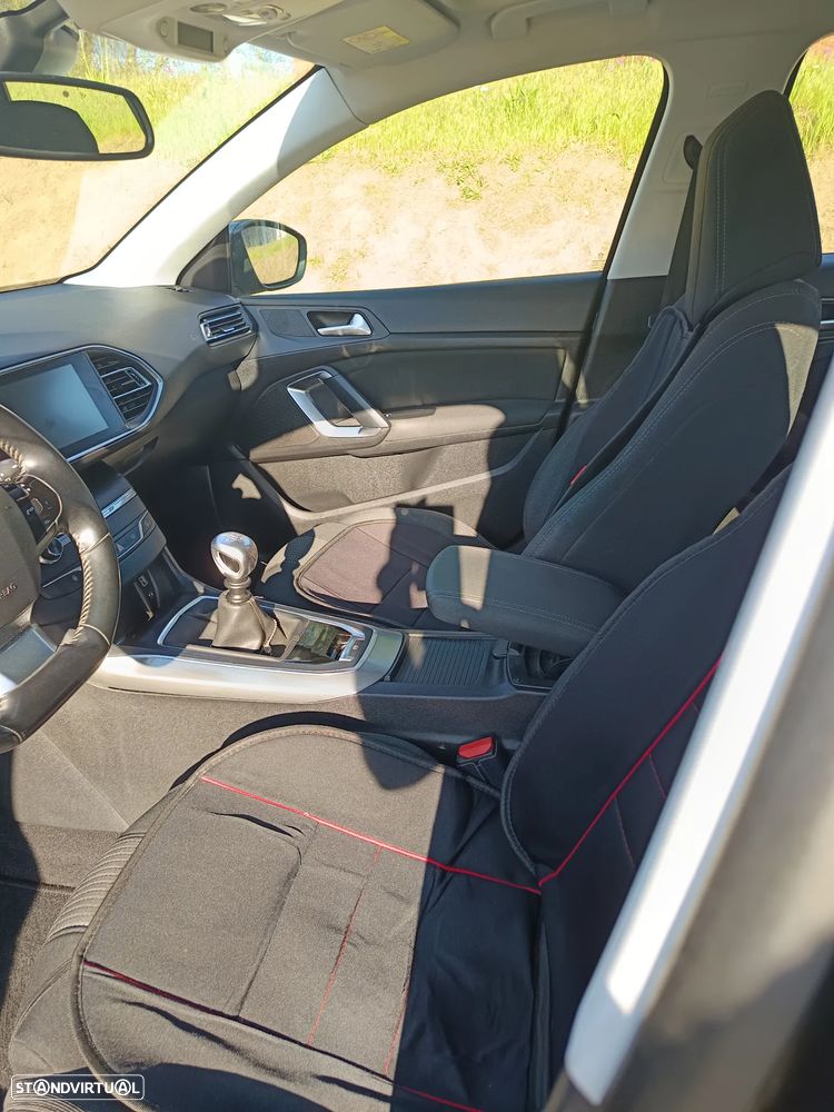 Peugeot 308 SW 1.6 e-HDi Allure - 12