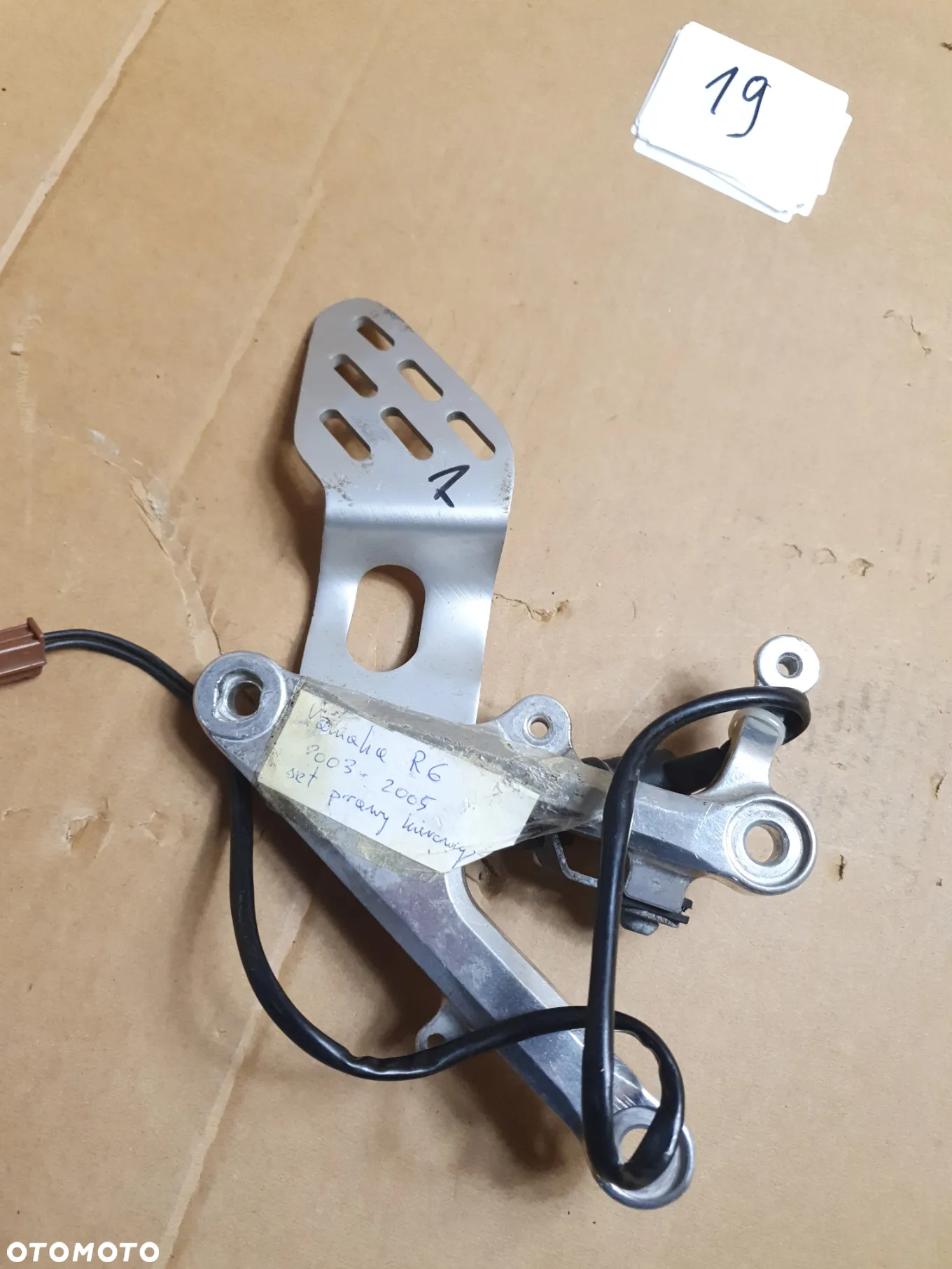 Yamaha YZF-R6 600 RJ05 / RJ09 (2003 - 2005) Set prawy kierowcy - 4