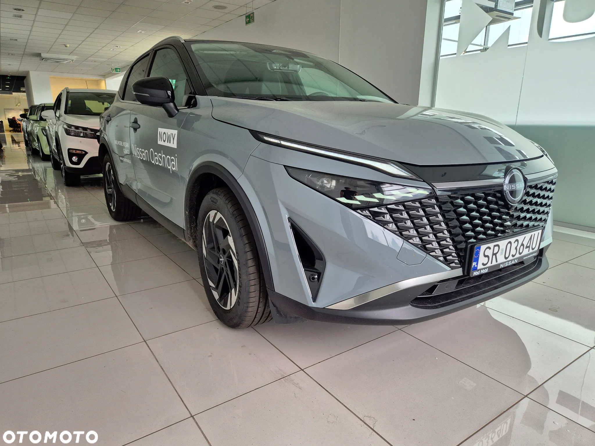 Nissan Qashqai 1.3 DIG-T mHEV N-Connecta Xtronic - 4