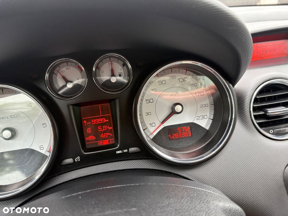 Peugeot 308 2.0 HDi Premium Plus - 17