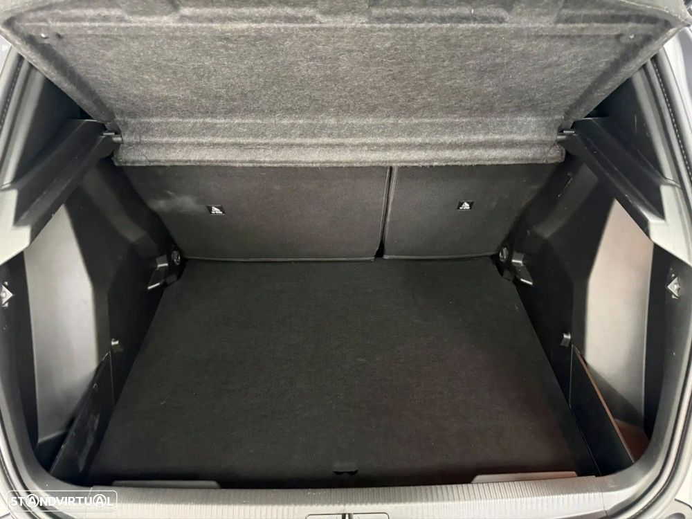 Peugeot 2008 - 13