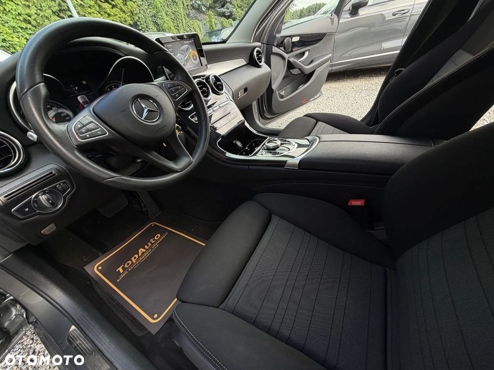 Mercedes-Benz Klasa C 200 9G-TRONIC - 18