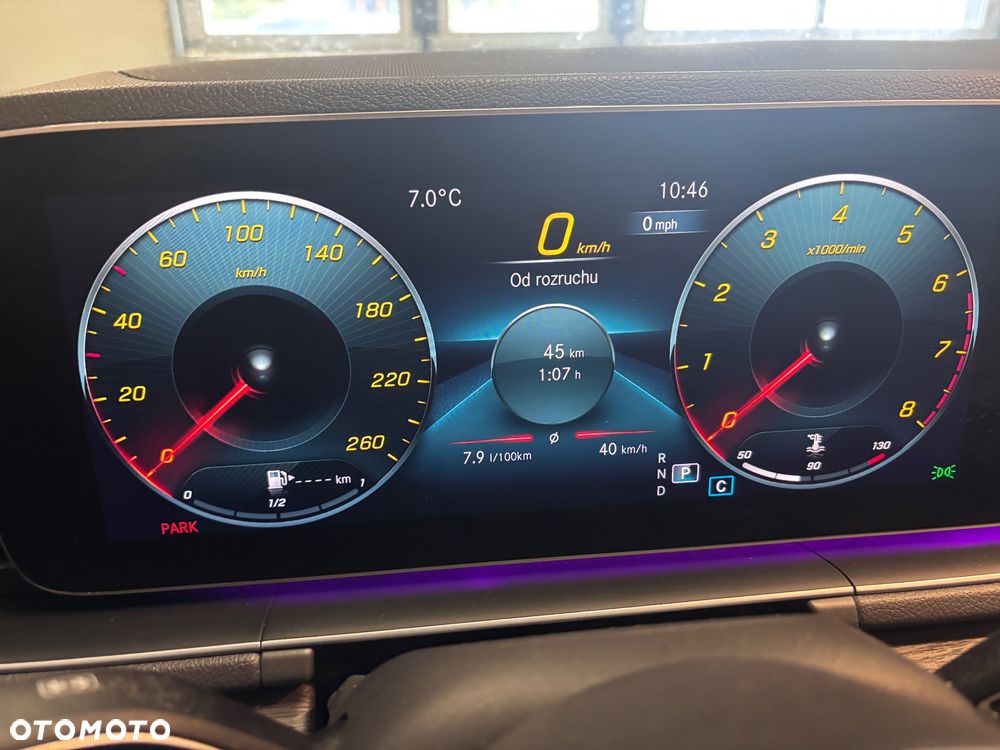 Mercedes-Benz GLE - 36