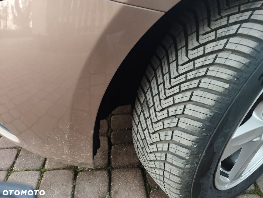 Volvo V40 D2 - 7