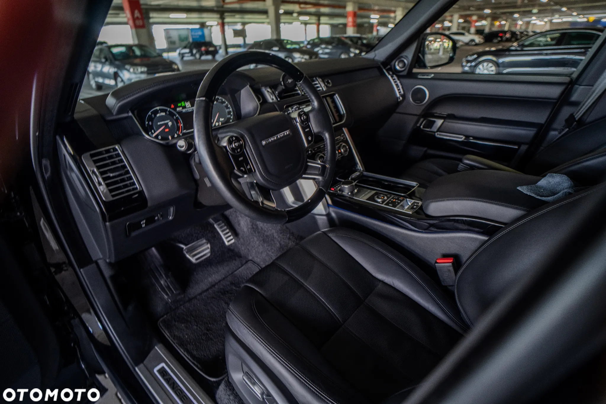 Land Rover Range Rover 5.0 V8 S/C AB Black - 32