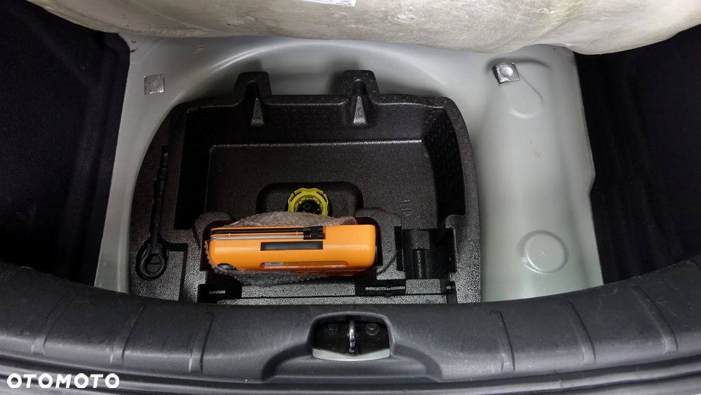 Citroën C3 VTi 95 Business Class - 32