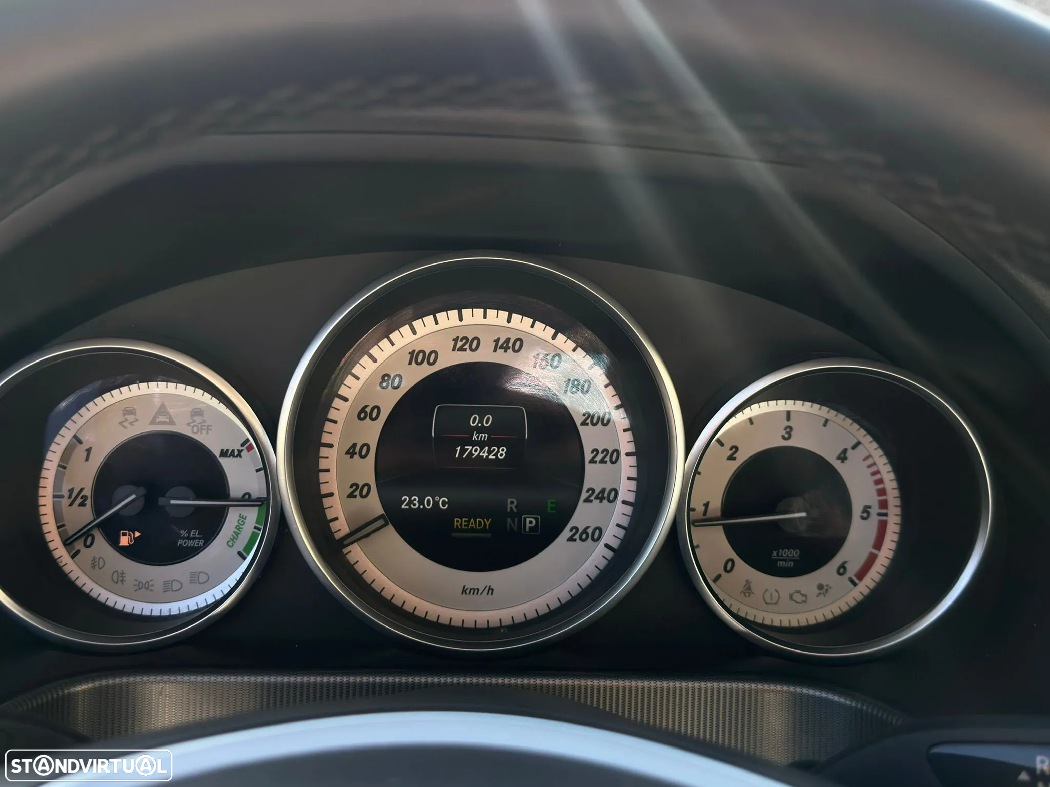 Mercedes-Benz E 300 Bluetec Hybrid Avantgarde 107g - 8