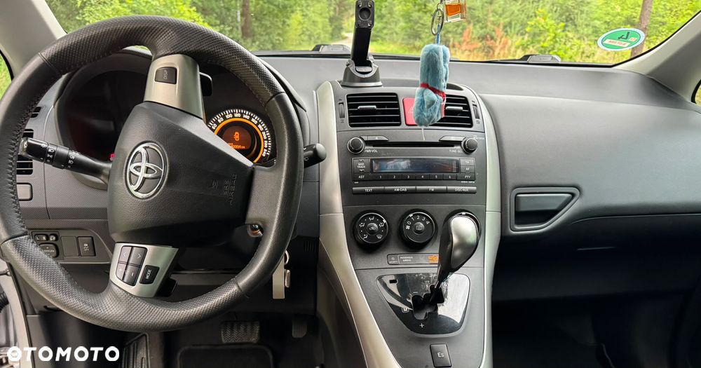 Toyota Auris - 22