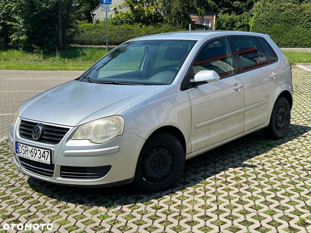 Volkswagen Polo 1.4 16V Comfortline - 1