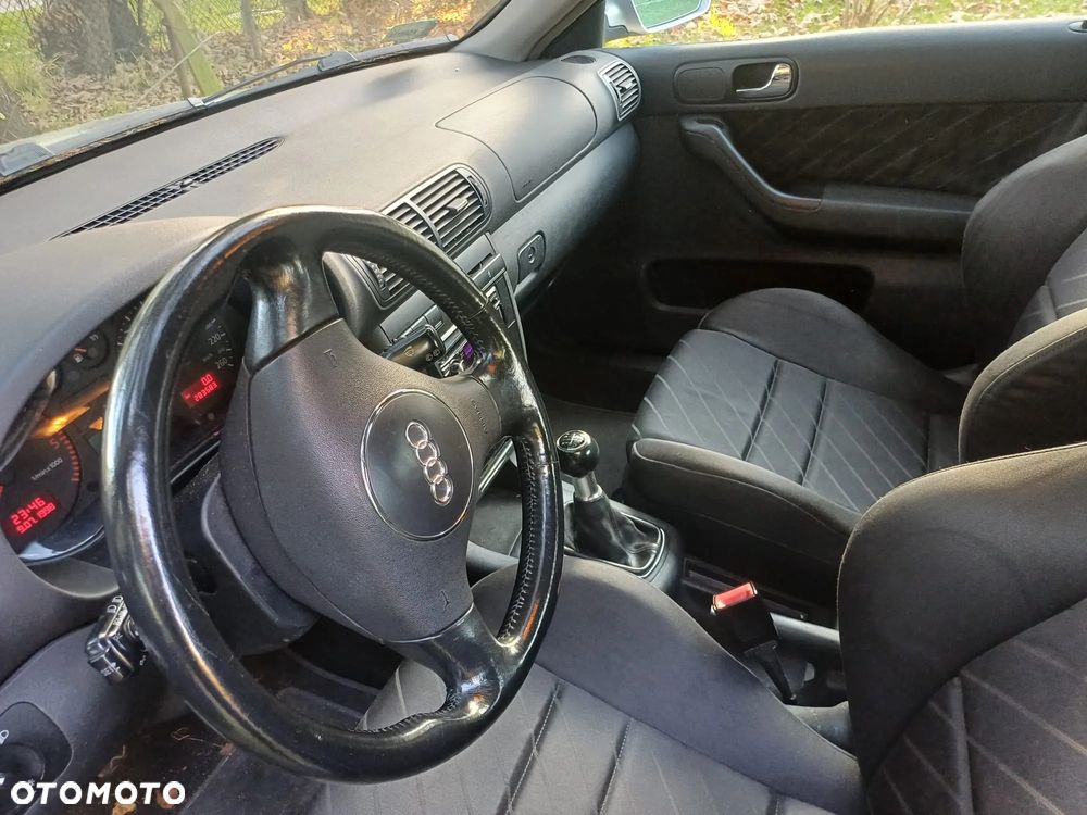 Audi A3 Sportback 1.9 TDI Ambition - 13