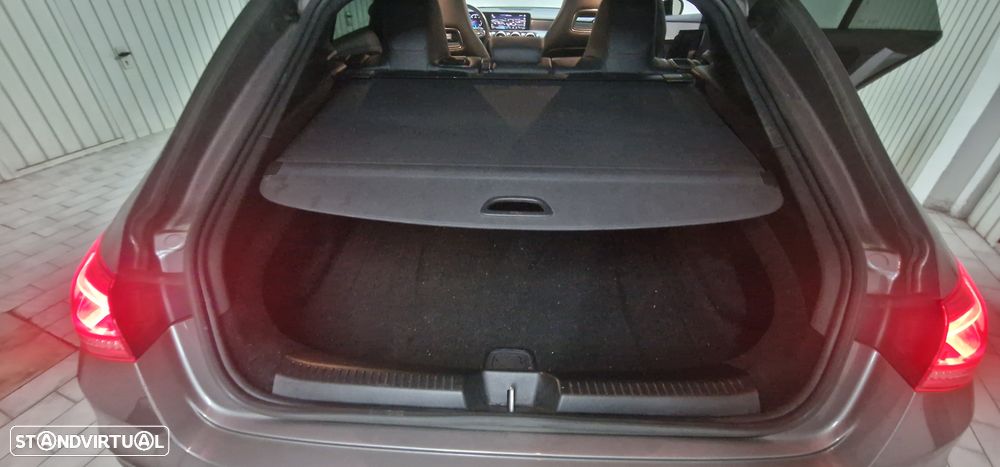 Mercedes-Benz CLA 200 d Shooting Brake AMG Line Aut. - 24