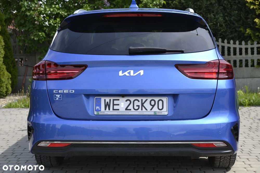 Kia Ceed 1.5 T-GDI Tribute DCT - 14