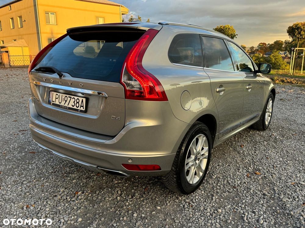 Volvo XC 60 D4 Geartronic Summum - 8