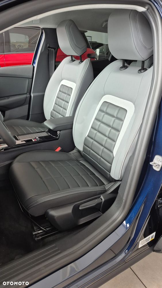 Citroën C4X 1.2 mHEV Max eDCT6 - 10