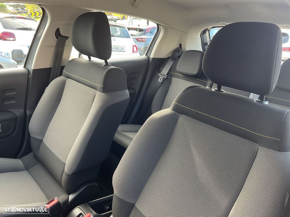 Citroën C3 1.2 PureTech Shine - 21