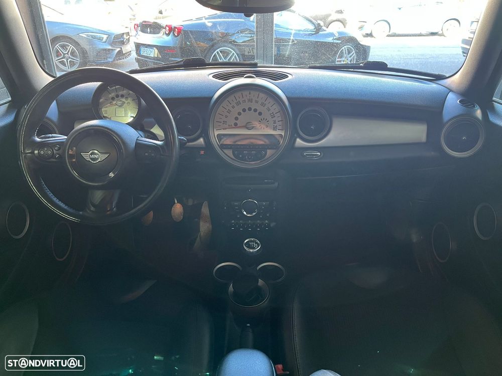 MINI Clubman Cooper D - 10