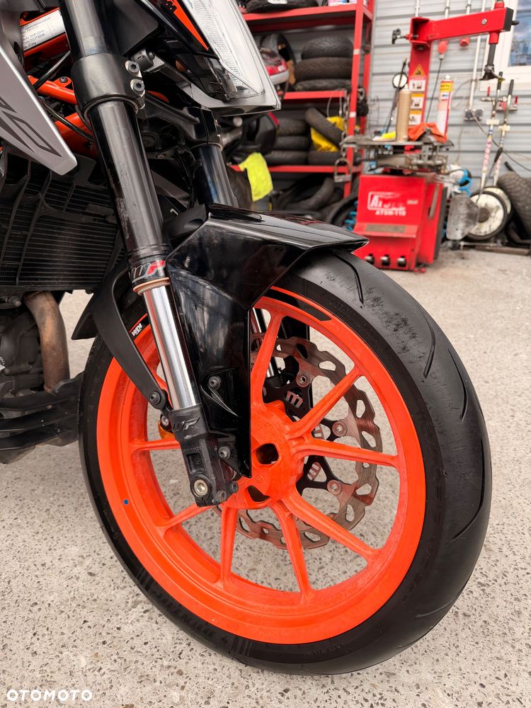KTM Duke 390 - 13
