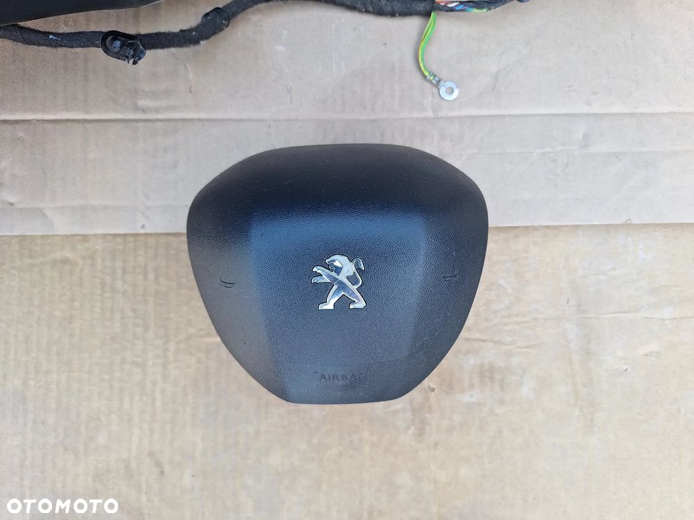DESKA ROZDZIELCZA KONSOLA AIRBAG PODUSZKI PEUGEOT 208 2008 I - 3