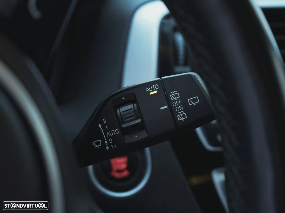 BMW 118 d Pack M Shadow Auto - 17