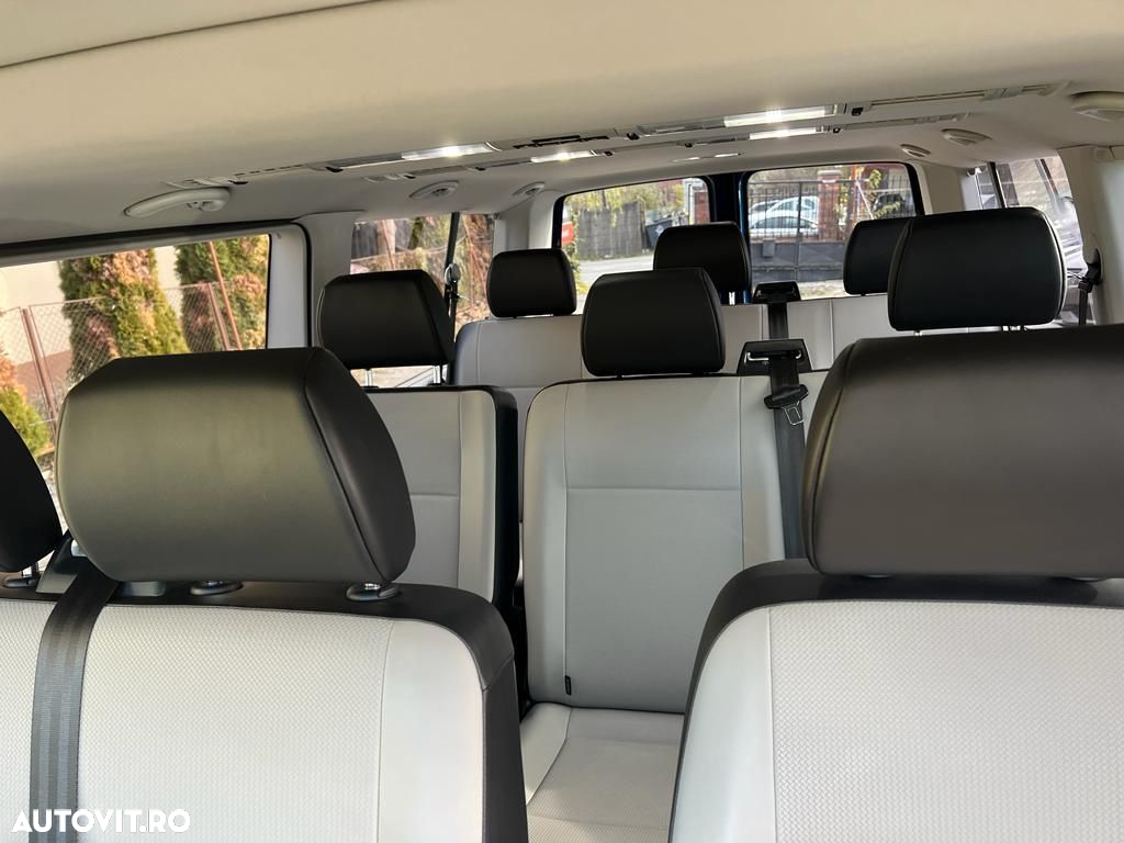 Volkswagen Caravelle - 12